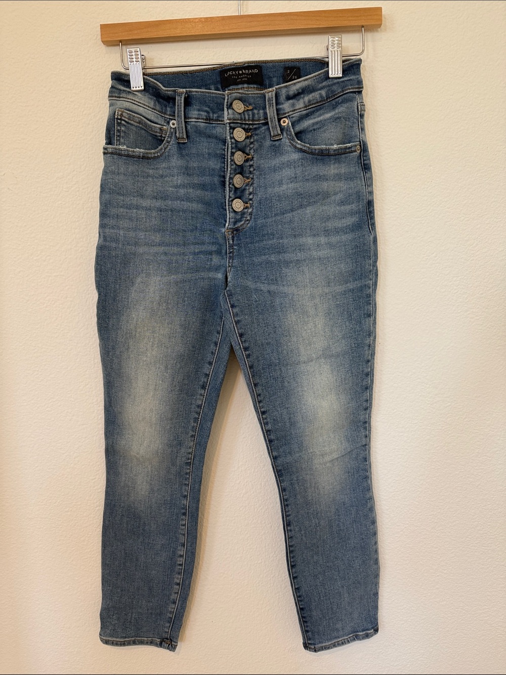 Lucky Brand Women's High-Rise Button-Fly Slim Jeans - Medium Blue Wash /26